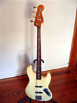 This is my 1963 fretless fender jazz bass